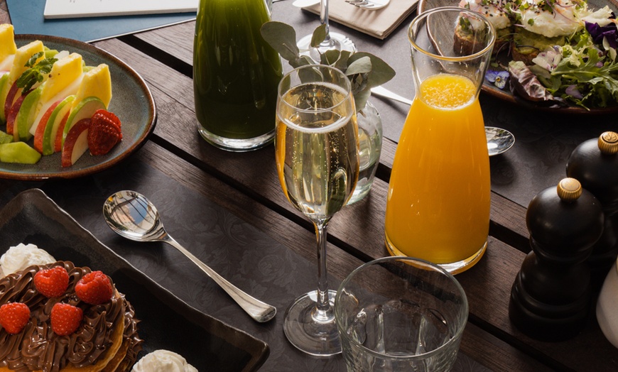 Image 1: Brunch saludable en El Bosc Garden Restaurant para 1, 2 o 4 personas