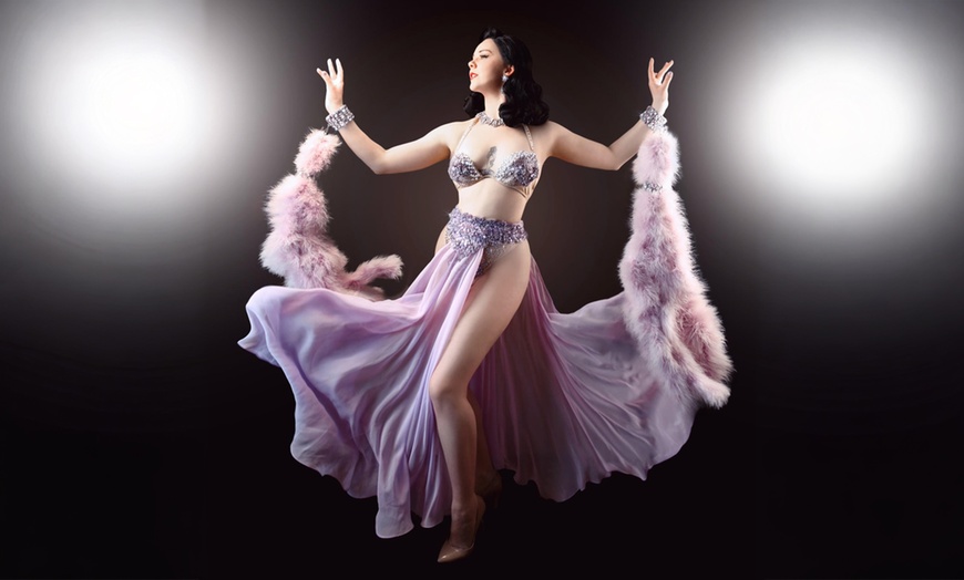 Image 4: Festive Cabaret & Burlesque Show on December 20 at 7 PM