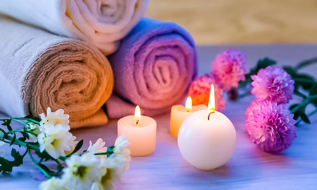 Luxury Spa Pedicure Experiences with Massage & Aromatherapy