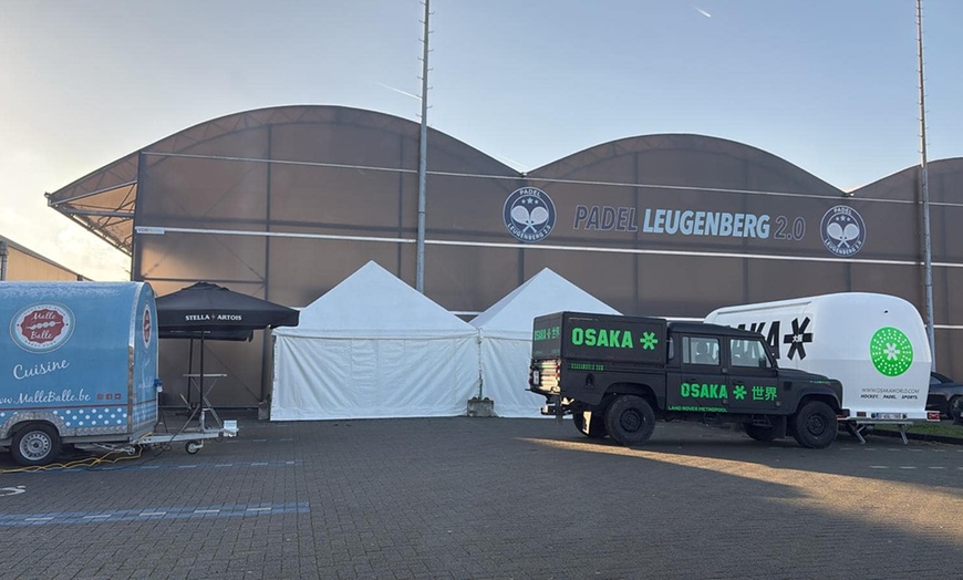 Image 3: Padel: sportieve uitdaging met indoor en outdoor courts