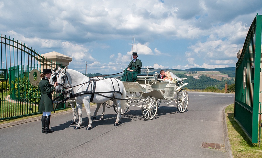 Image 10: Wedding Package for 75 Guests