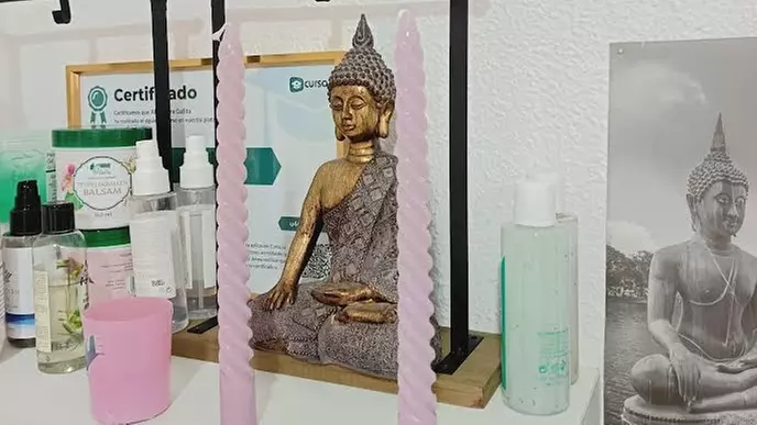 Lifting facial con ventosas, facial spa masaje o kinesio lifting facial con hasta un 54% de descuento - Image 3