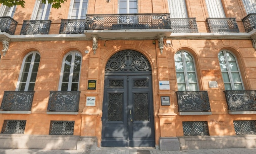 Image 6: Séance de réflexologie plantaire, palmaire, faciale, auriculaire