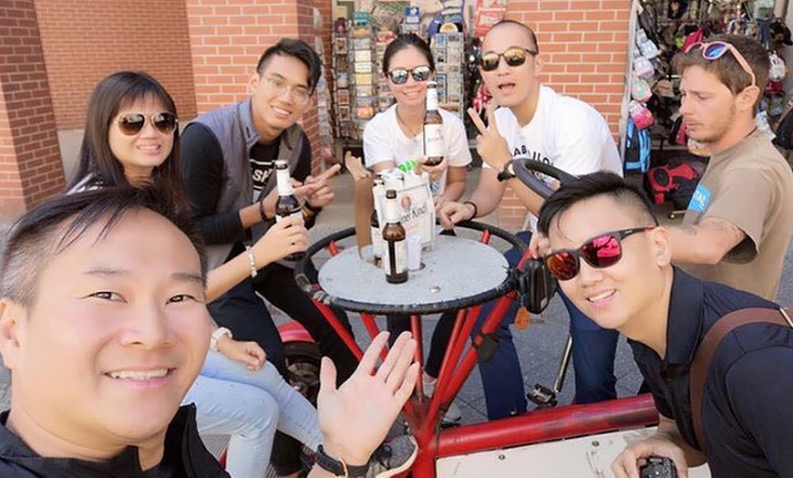 Image 6: 60 oder 120 Min. Conference-Bike Tour für 6 Personen in Berlin