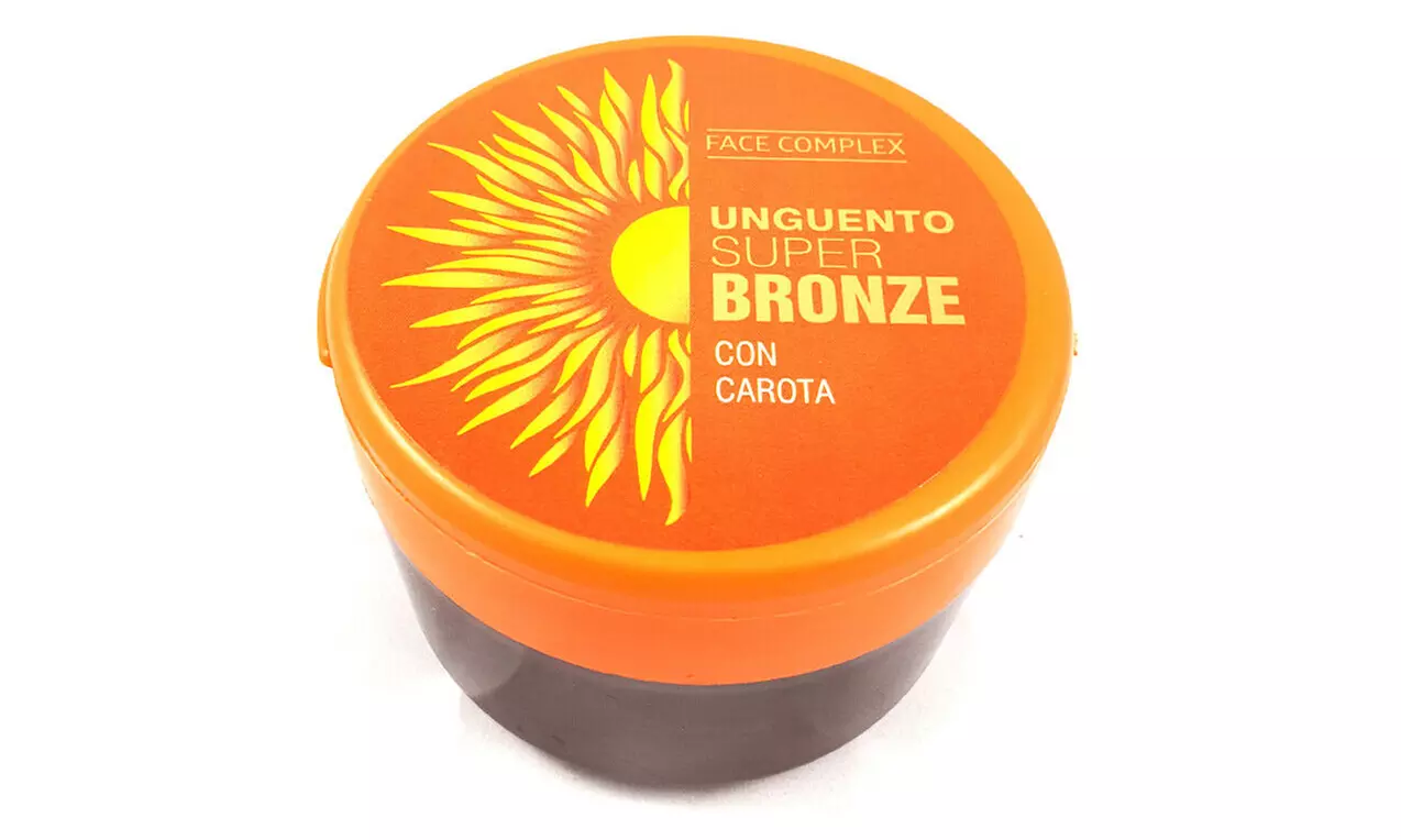2 o 3 confezioni di unguento super bronze Face Complex