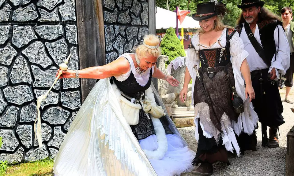 Medieval Magic: Themed Weekends with Brave Knights, Fair Damsels, and Endless Fun for All
