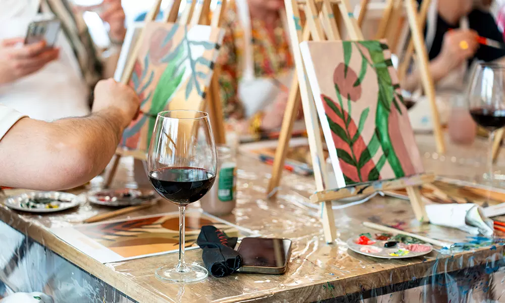 Save Up to 47% on Fun Paint and Sip Classes Near You


