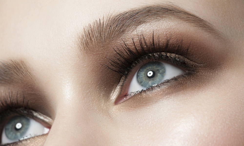 Semi-Permanent Make-Up