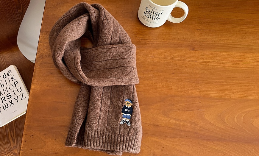 Image 6: Vintage Bear Design Wool Blend Scarf