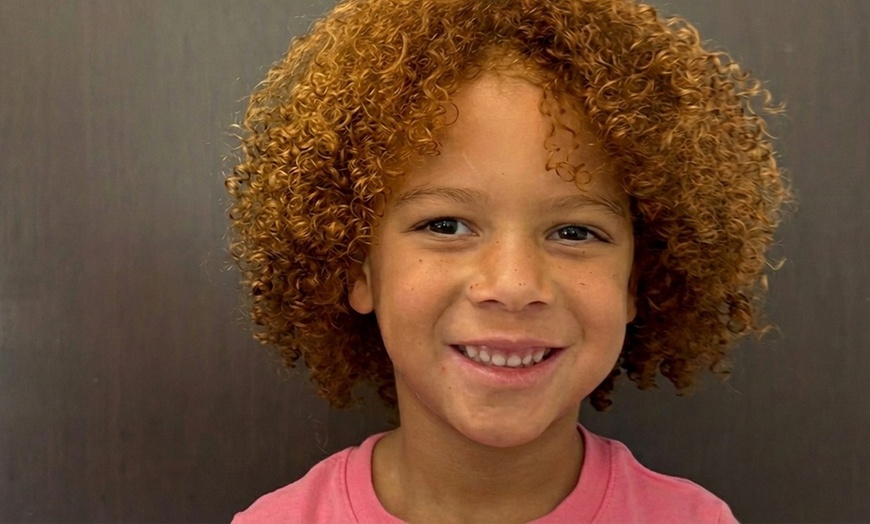 Image 4: Custom Curly Cuts, Vibrant Color, & Smooth Blowouts for All Hair Types