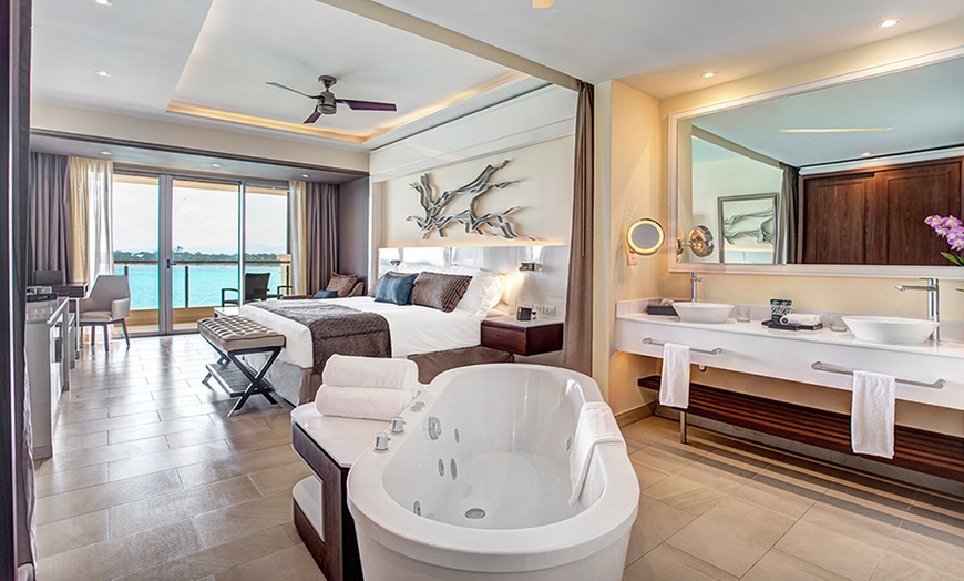 Image 8: ✈ All-Incls. Grand Lido Negril Resort with Air from JetSet Vacations