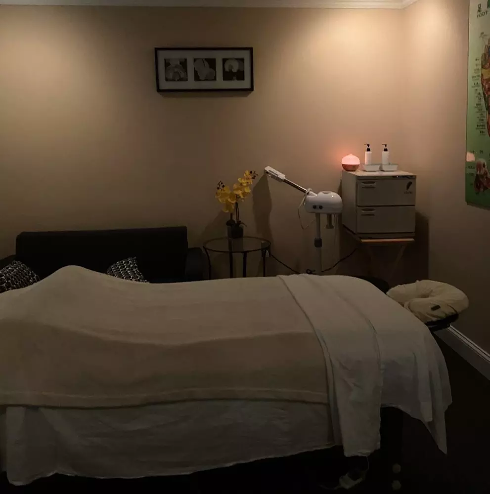 Massages or Luxury Head Spa Treatments w/Mini-Facial for 1 or 2