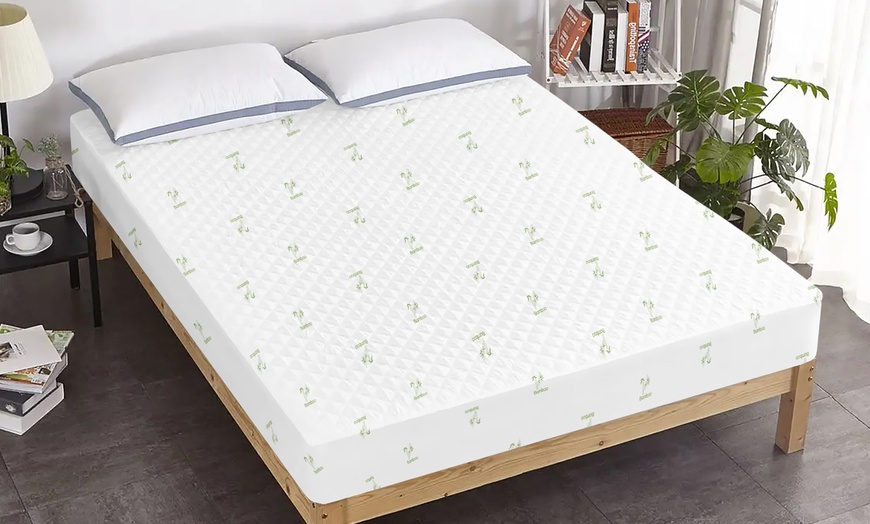 Image 1: Housse de matelas matelassée imperméable