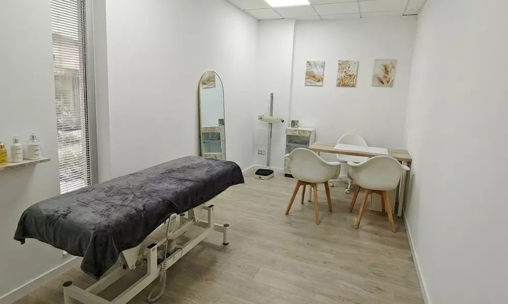 Limpieza facial con mascarilla, microdermoabrasión y más