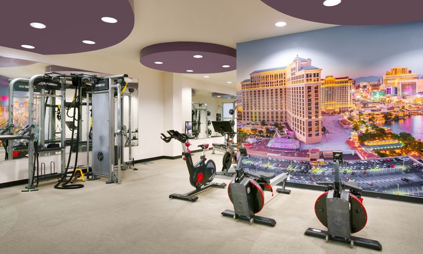 Image 25: Hotel Stay w/ Rooftop Pool & Breakfast. Minutes From The Strip