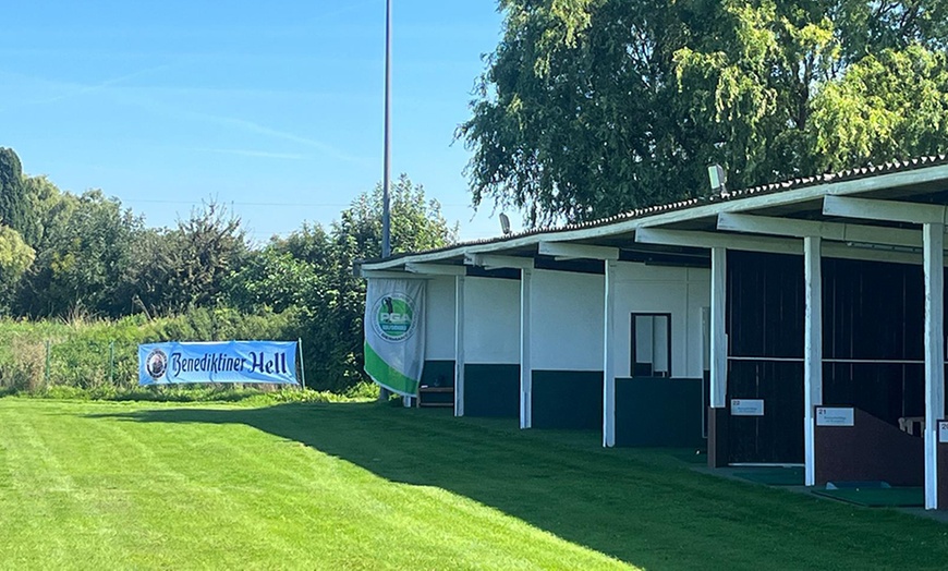 Image 6: Tageskarte für Range und 9-Loch-Platz mit Schläger & Token