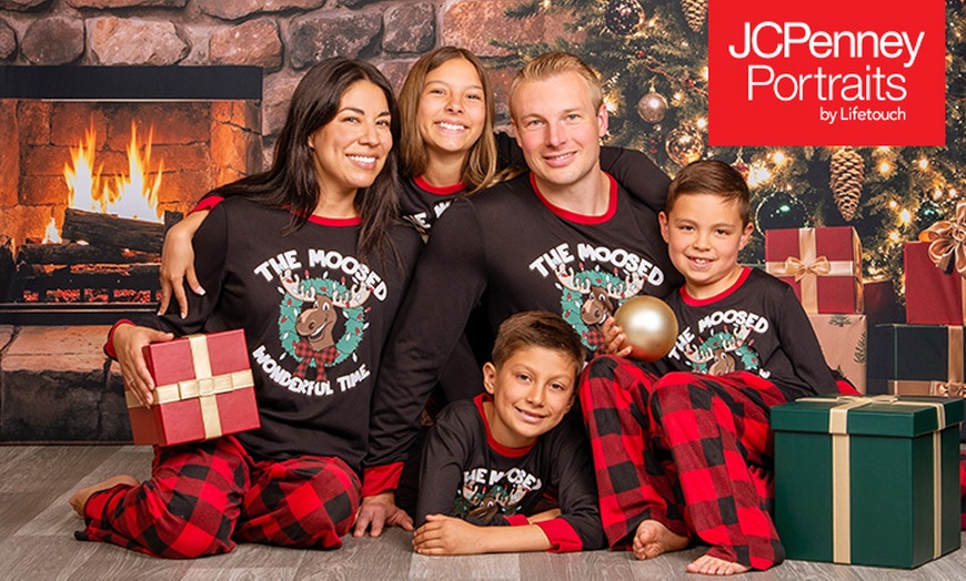 Image 7: JCPenney Portraits In-Studio Photography Sessions