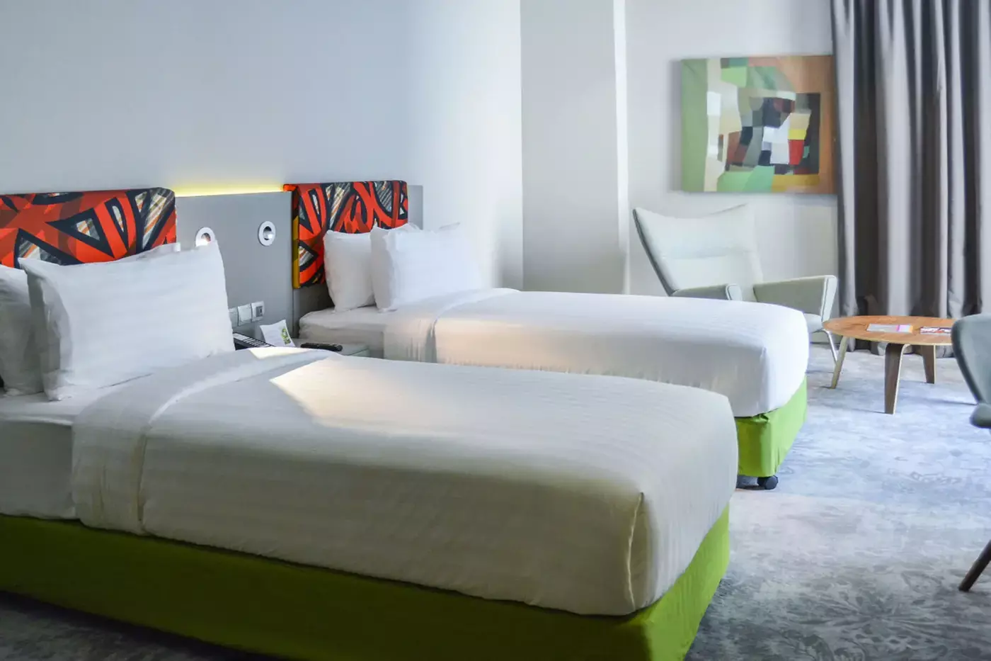 ✈ 6-Day Dubai Vacation with Hotel and Air from Great Value Vacations