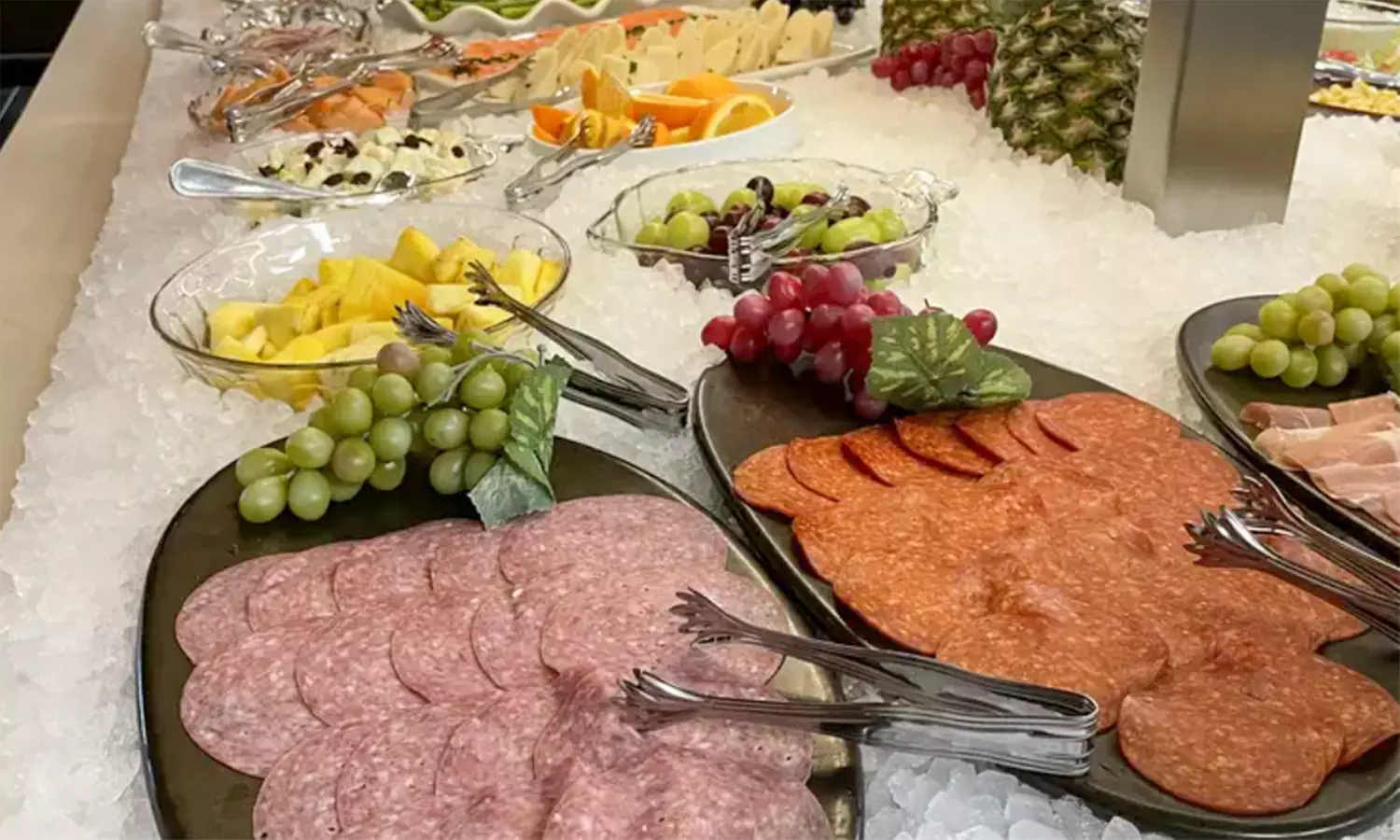 $50 or $100 Towards Dinner for 2 or 4 or More Adults