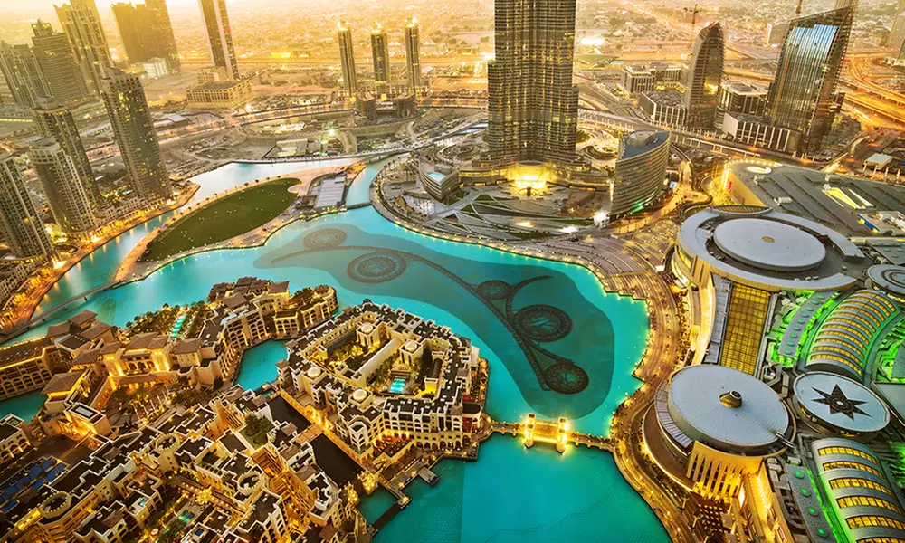 ✈Dubai: 4-8 Tage für 2 mit Frühstück inkl. Flug, opt. Emirates od. Pegasus mit City Tour im 5* AVANI Deira Dubai Hotel - Primary Image