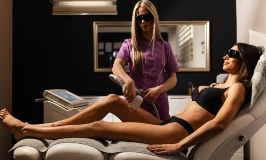 Image 7: 1, 3 o 5 sesiones de depilación láser en zona a elegir