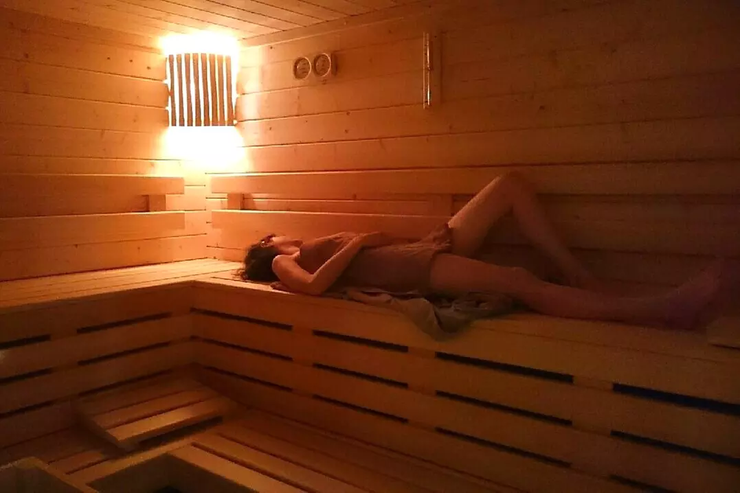 Corps et Sens : accès sauna, hammam, gommage et massage au choix