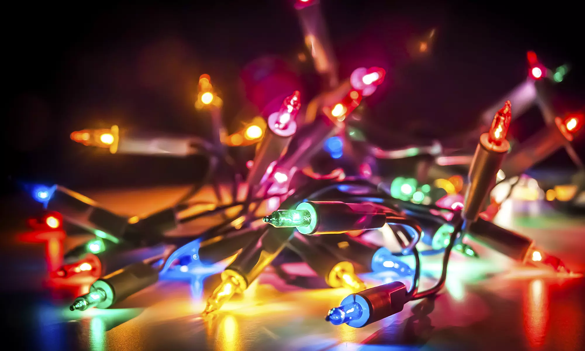 Stress-Free Holiday Light Installation or Takedown for 1 or 2 - Story Home - Up to 60% Off - Primary Image