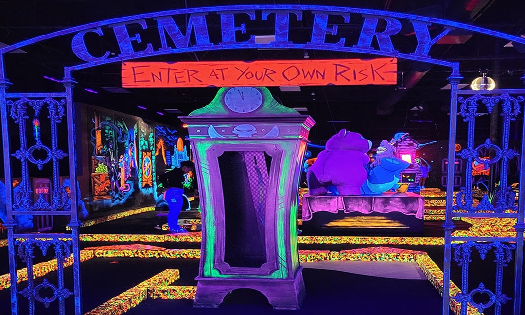 Monster Mini Golf Fun Awaits with Game Cards for Up To 5 Players!