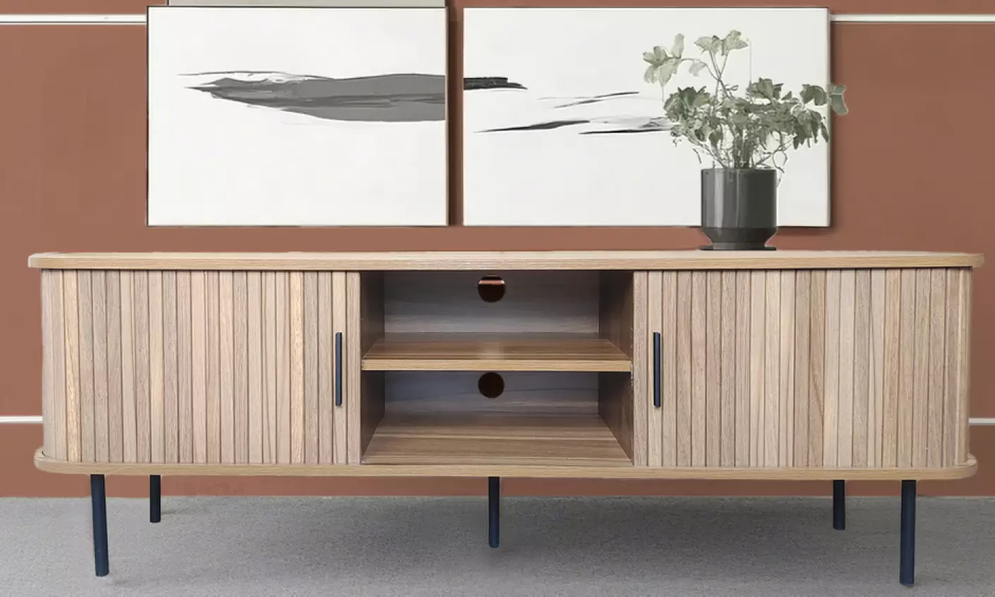 Meuble TV "Ambon" en bois cannelé avec portes coulissantes 140 cm