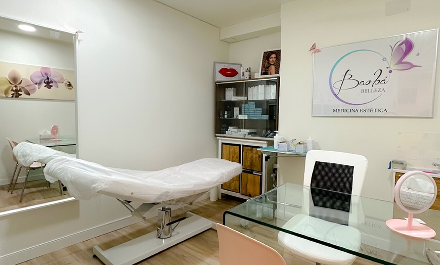 Image 3: 1 o 2 sesiones de exosomas con dermapen en rostro completo 