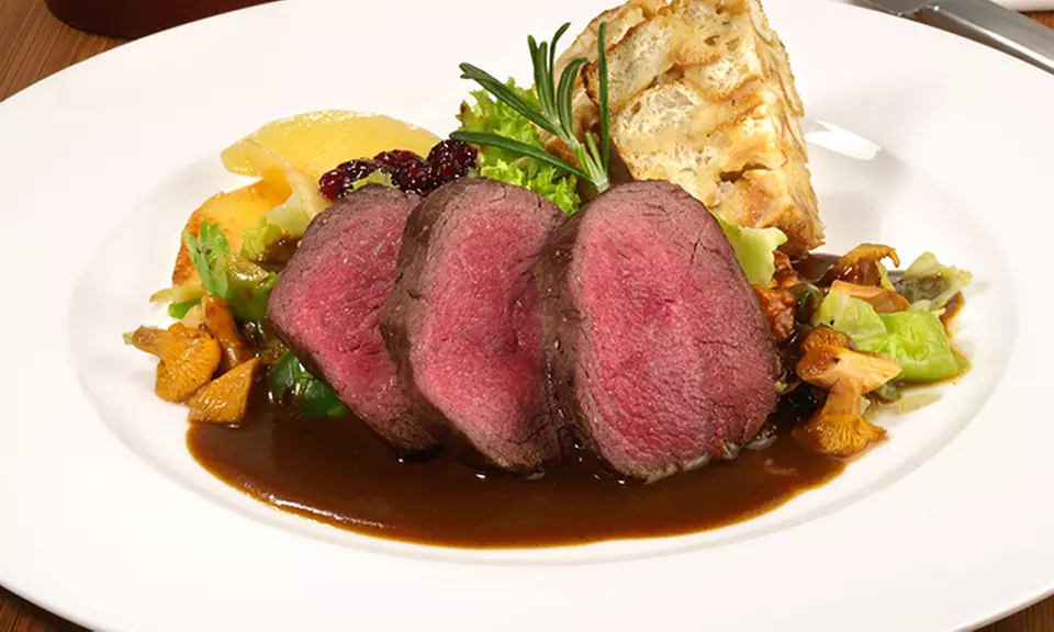 2-/3-Gänge-Menü mit Wild-, Fisch- oder Veggie-Gericht für 1 - 4 Pers.