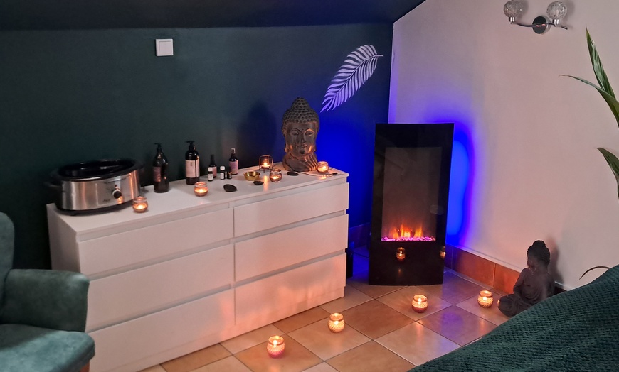 Image 2: Do 31% zniżki na Masaż - Całe ciało w Salon Kosmetyczny ''Perła''