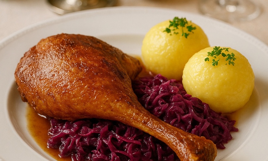 Image 3: Festliches 3-Gänge-Gänsemenü mit Knödel und Rotkohl für 2 / 4 Personen