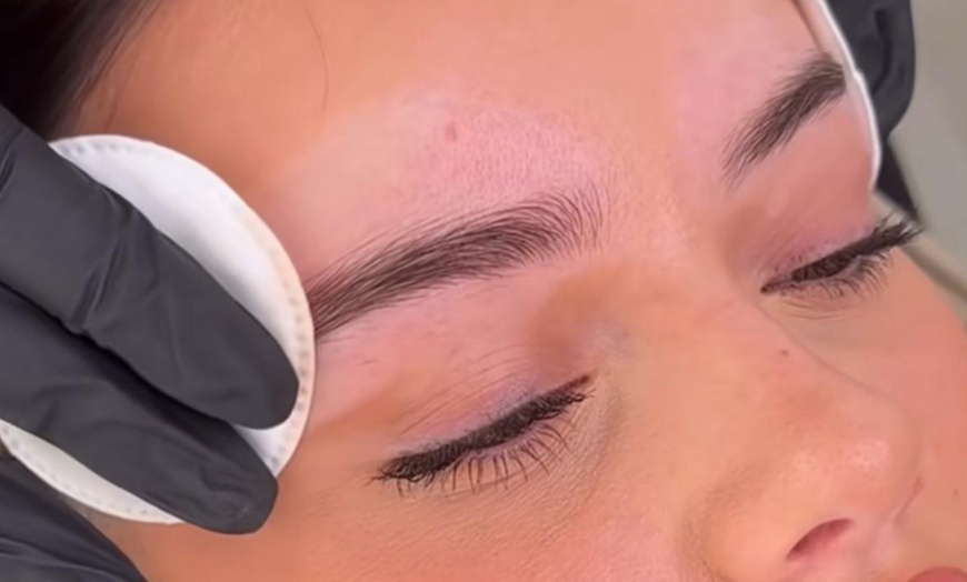 Image 3: Zahnschmuck mit Swarovski®-Kristallen, Lashlifting oder Browlifting