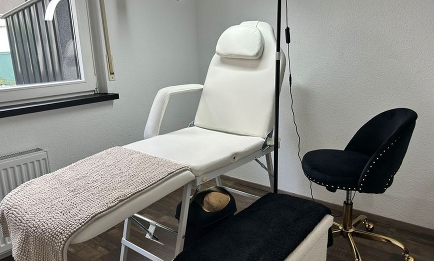 Image 6: Augenbrauen- und/oder Wimpern-Lifting inkl. Färben für 1 Person