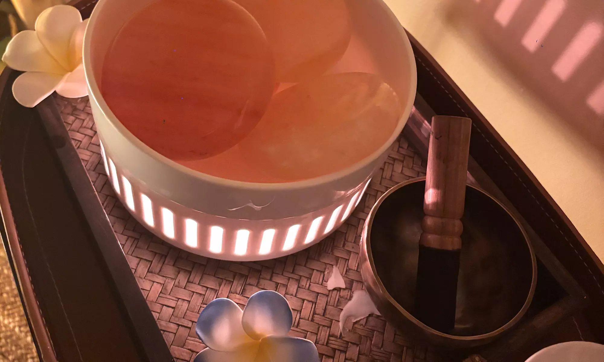 Couples & Hot Stone Aromatherapy Massages — 60 or 90-Minute