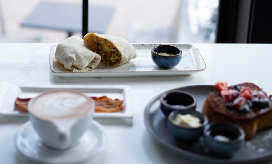 Image 4: 4-Star Mountain Hotel Steps from Vail Gondola One