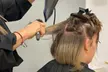 Sesión de peluquería completa con opción a tinte de raíz o mechas balayage para 1 persona, ahorra hasta un 56% - Second Medium