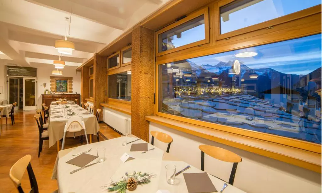 Italie, Aoste : chambre double ou twin avec demi-pension