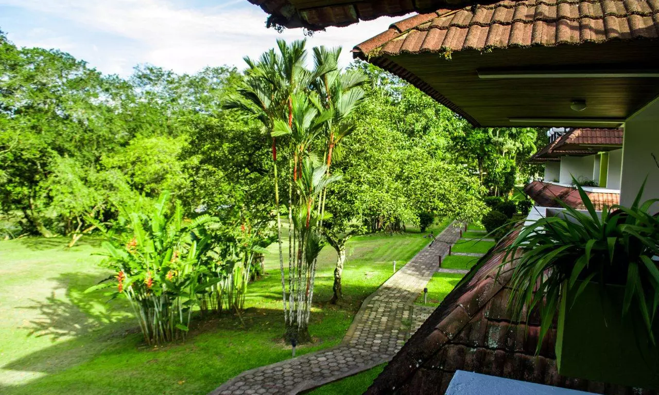 ✈ 6-Night Costa Rica Trip w/Air, Car, Tours from Travel by Jen