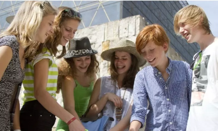 Explore Central Park w/ Self-Guided Scavenger Hunt Tour for 2, 4 or 6 