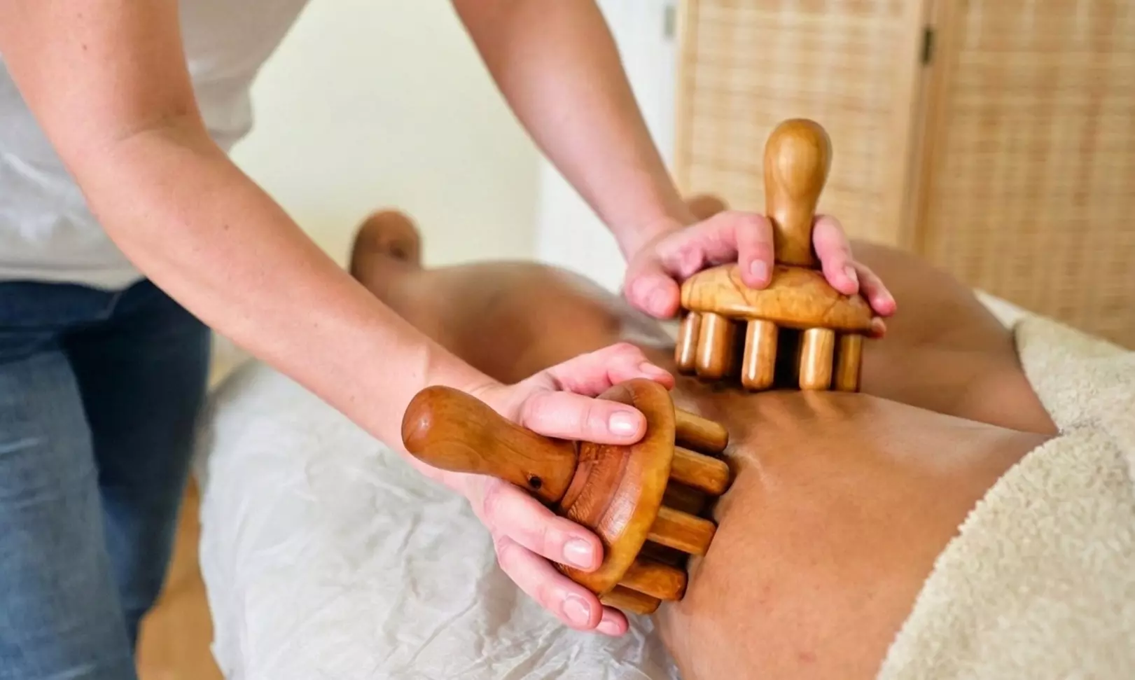 2 o 4 sesiones de maderoterapia y presoterapia para 1 persona