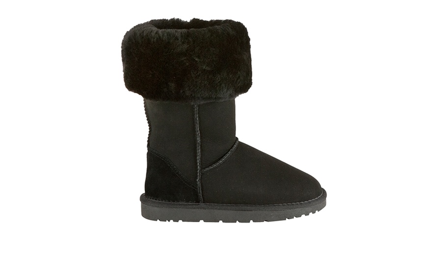 Image 9: Australian Sheepskin Boots