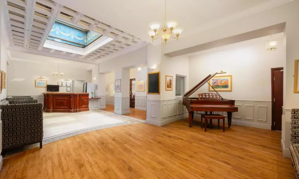 Cumbria: Standard Double Room with Bottle of Wine