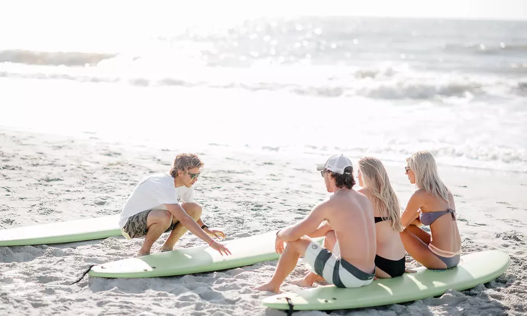 Four Surfing Lessons from Isla Surf School (24% Off) - Primary Image