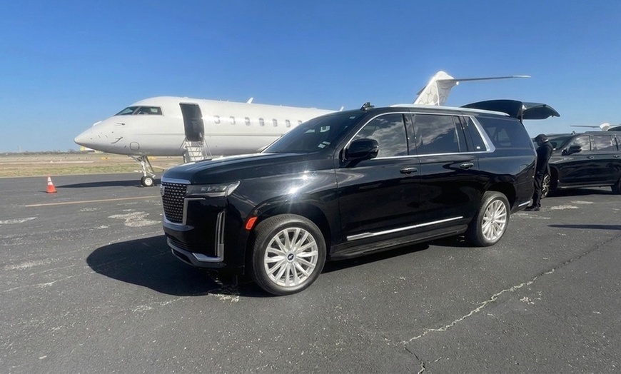 Image 2: Luxury SUV Transfers: One-Way Point-to-Point or 4-Hour Hourly Service