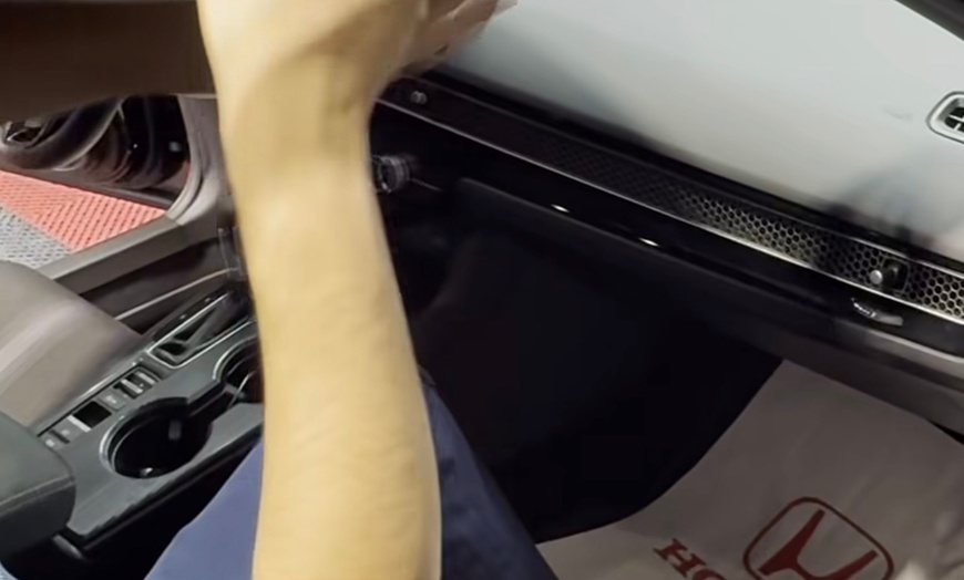 Image 3: 3 Channel Dash Cam with Installation