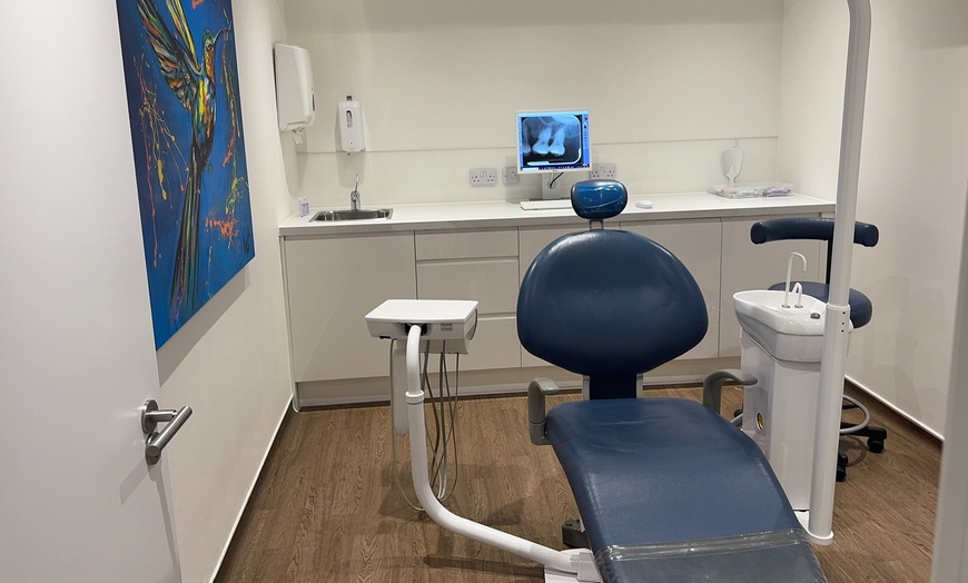 Image 4: Teeth Whitening treatment with dental exam,air polish & home whitening