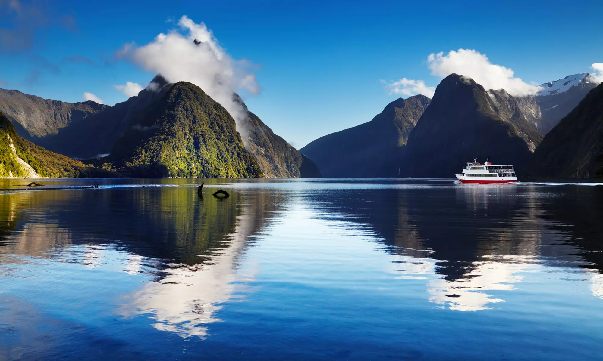✈ 8-Day Getaway:New Zealand,Tahiti&Moorea w/Air from Pacific Holidays