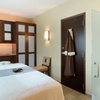 Image 1: 50-Min Swedish or Deep Tissue Couples Massage at Hyatt Regency Orlando